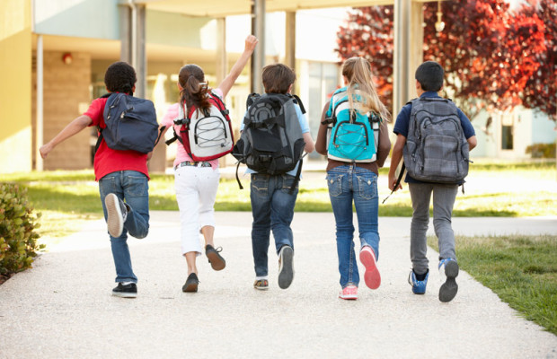 schoolkidsbackpacks-620x400.jpg